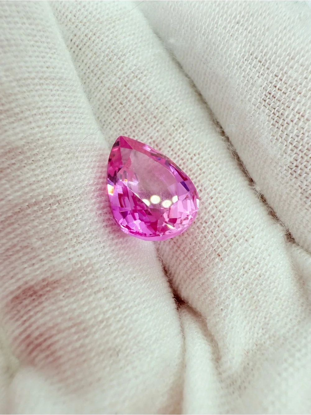 Pink Pear-Cut Gemstone for Women Jewelry
